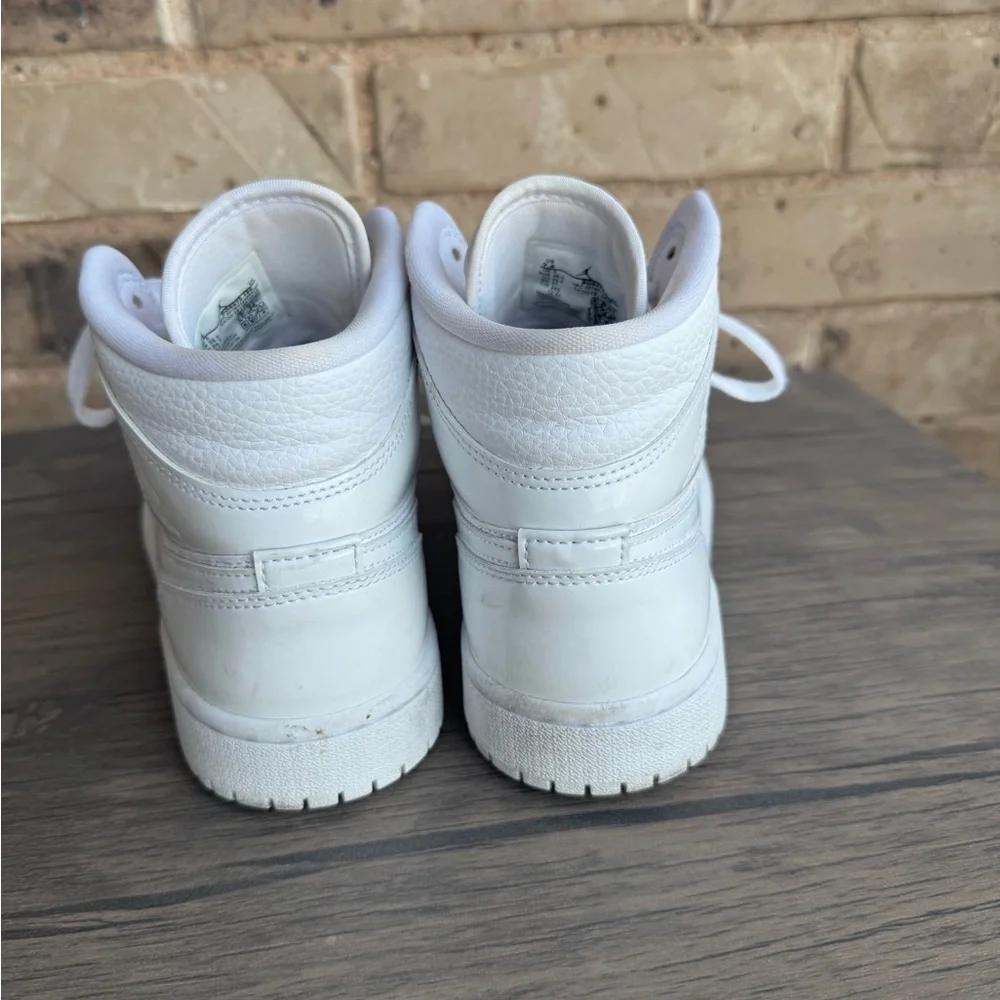 Nike Air Jordan 1-Mid White Leather High-Top Sneakers size 7.5